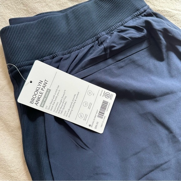 NWT Athleta Brooklyn Mid Rise Ankle Pants Navy Blue - Picture 5 of 5